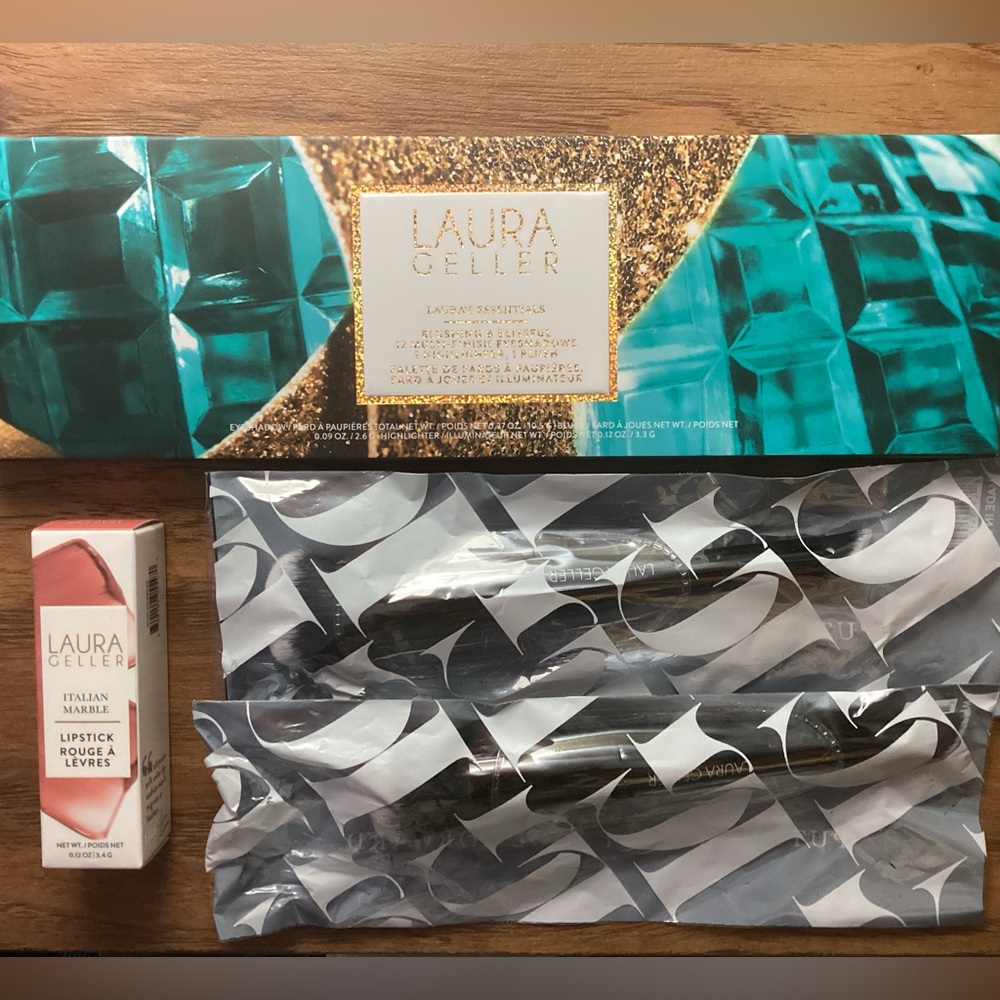 Laura Geller Makeup Bundle, Eyeshadow and Blush Pallet, Lipstick and 2 Brushes